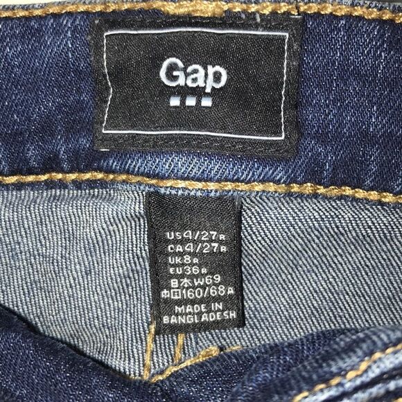(5/$25) Gap Factory Denim Cutoff Shorts - Picture 2 of 3